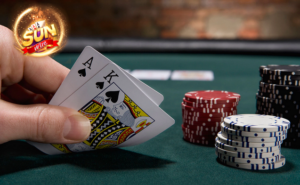 Cách chơi Poker Sunwin